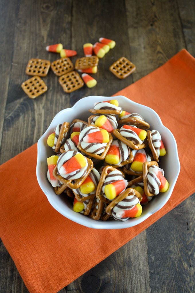 Candy Corn Pretzel Bites