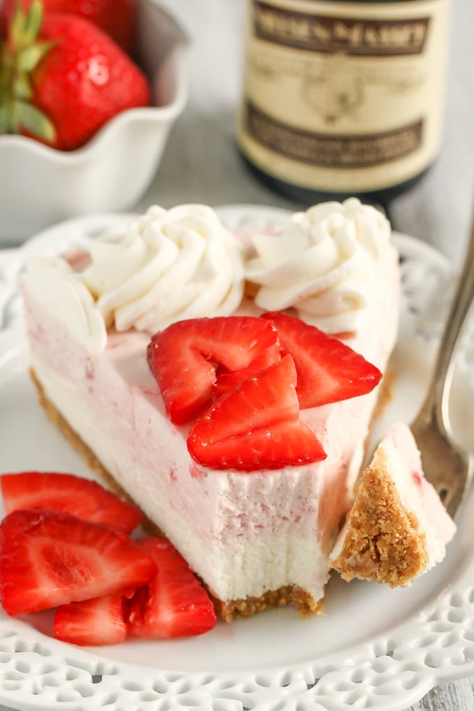 Layered No-Bake Vanilla Bean Strawberry Cheesecake-2