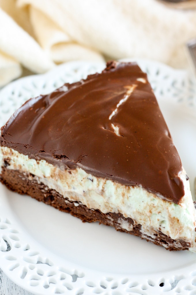 Mint Chocolate Chip Ice Cream Brownie Pie