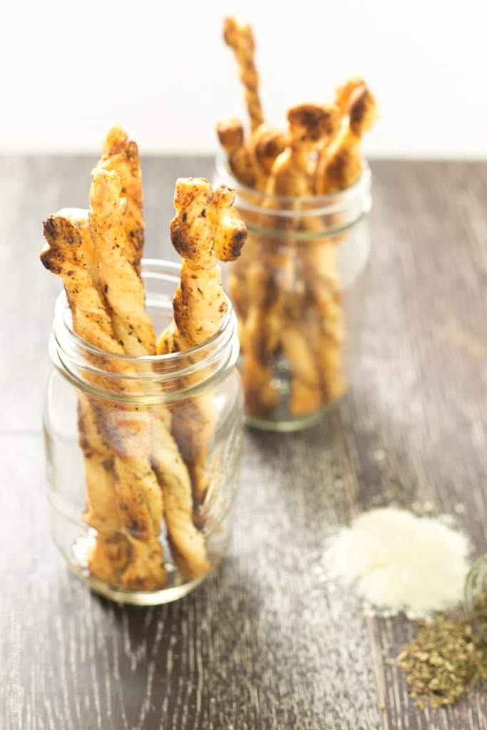 You-must-make-these-Herb-Cheese-Puff-Pasty-Sticks-Easiest-and-tastiest-appetizer-ever-01